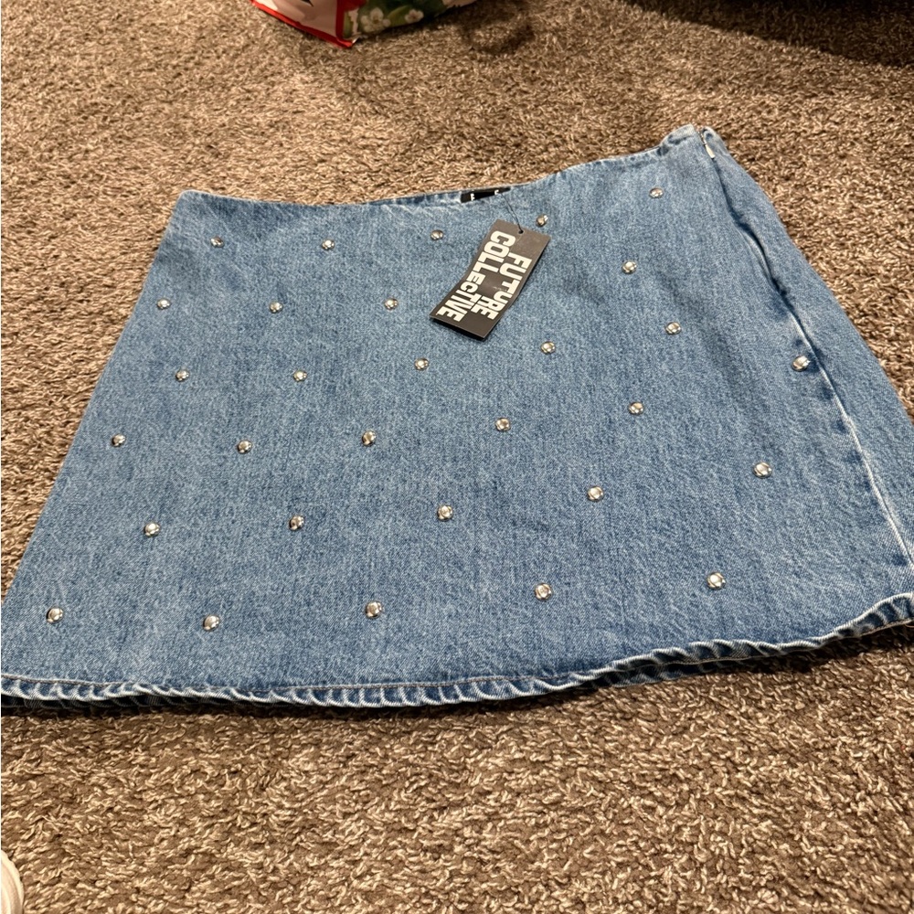 🍟Chic Blue Denim Mini Skirt with Embellishments